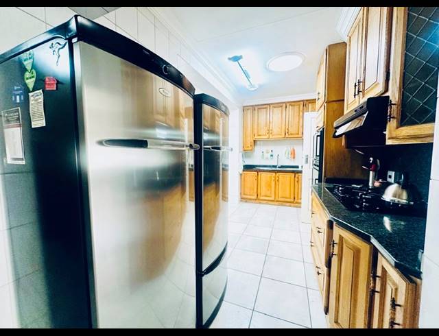 3 BEDROOM FREEHOLD FOR SALE IN BRACKENHURST